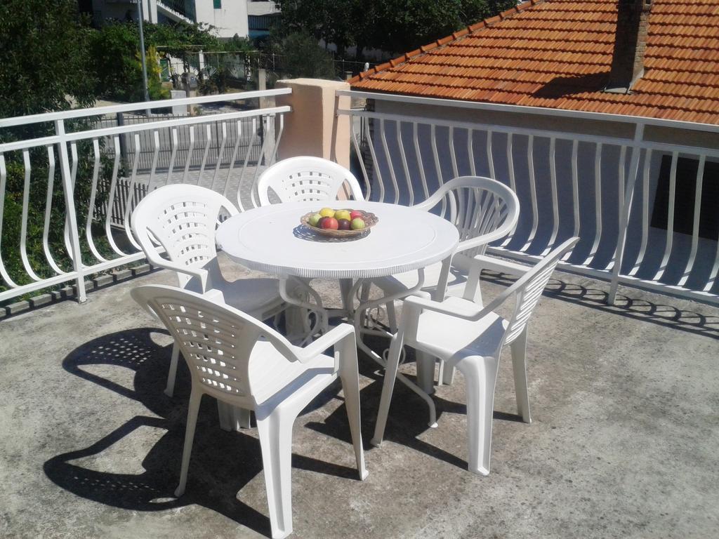Apartments Angela Biograd Na Moru Exterior foto